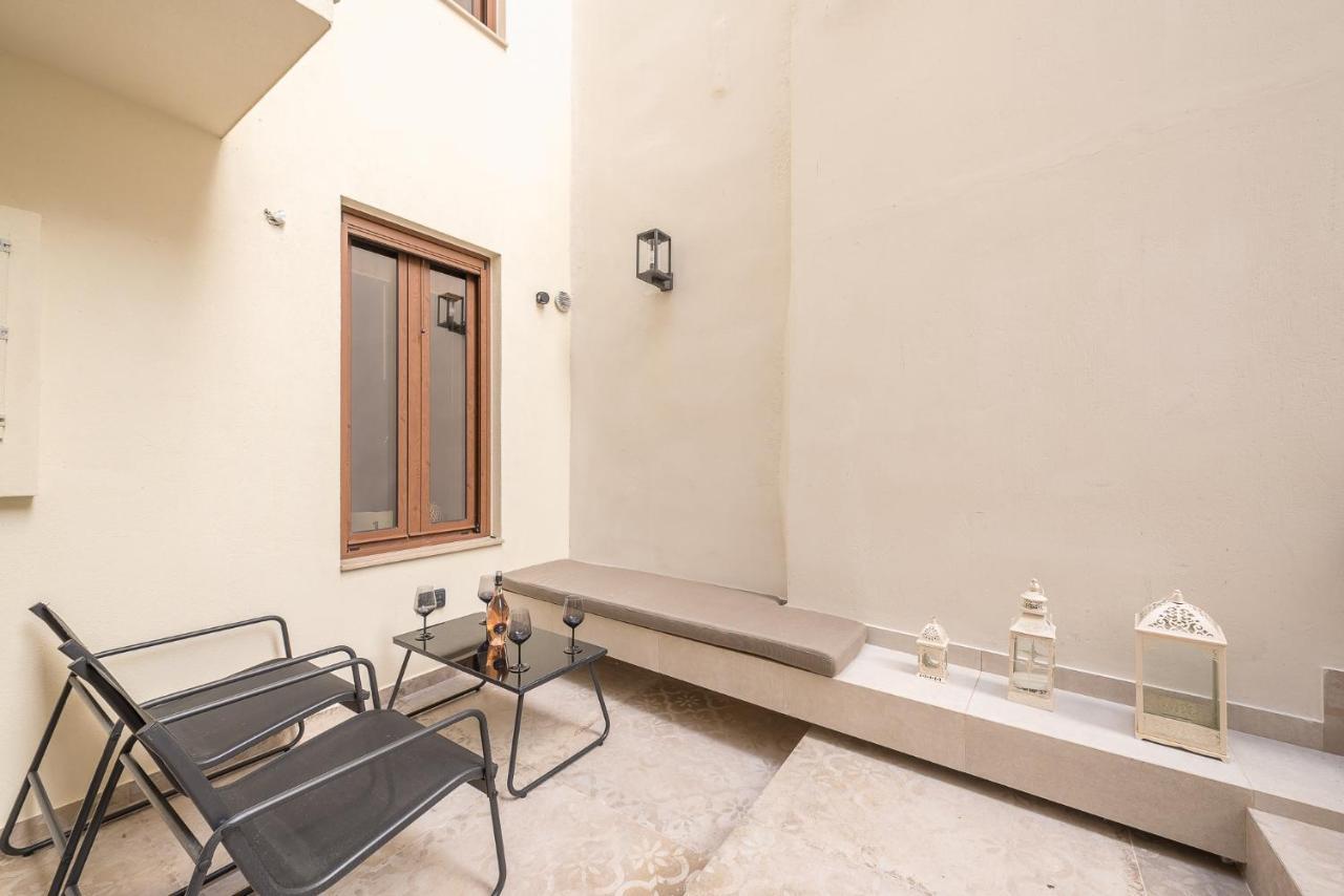 Apollonos 28 Luxury Suites Aten Exteriör bild